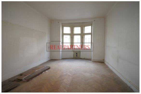 Byt 2+1 o ploše 72 m² určený k rekonstrukci blízko parku Folimanka.