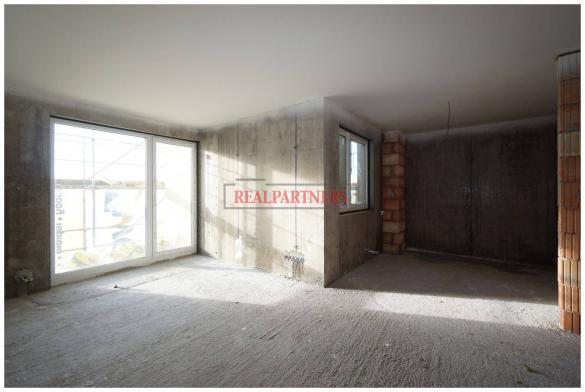 Nový byt 3+kk o ploše 99,21 m² + balkón 4,23 m² s kolaudací 9/2018.
