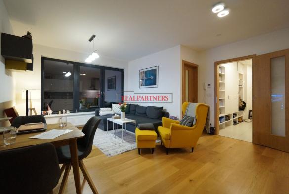 Novostavba 2+kk/B jenom 1min pěšky od stanice metra A - Strašnická.