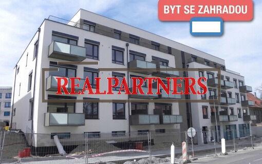 Nový byt o podlahové ploše 47,80 m² + předzahrádka 31,70 m², celkově 79 m².