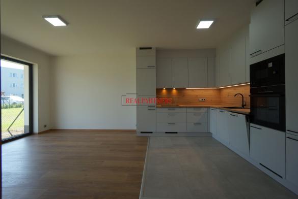 Nový byt 2+kk o ploše 54,7 m² + 39 m² předzahrádka v lokalitě Kralupy nad Vltavou - zkolaudováno